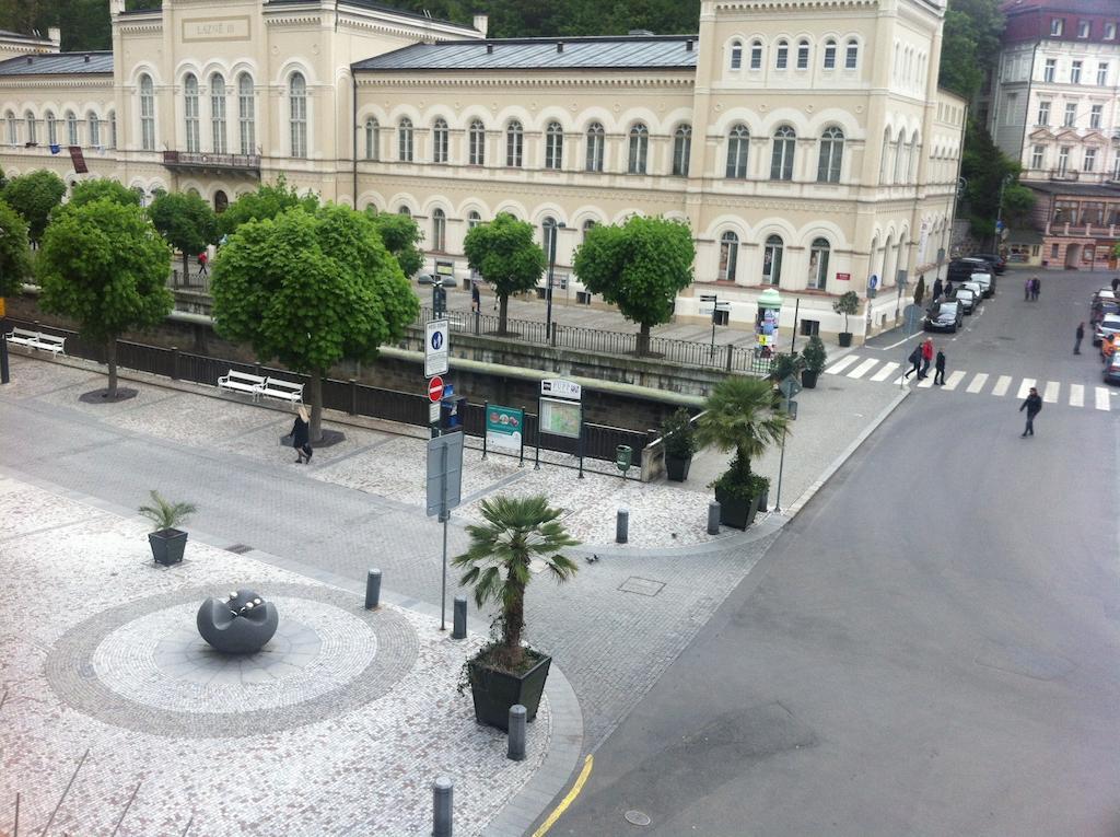 Apartman U Kolonady Karlovy Vary Exterior foto