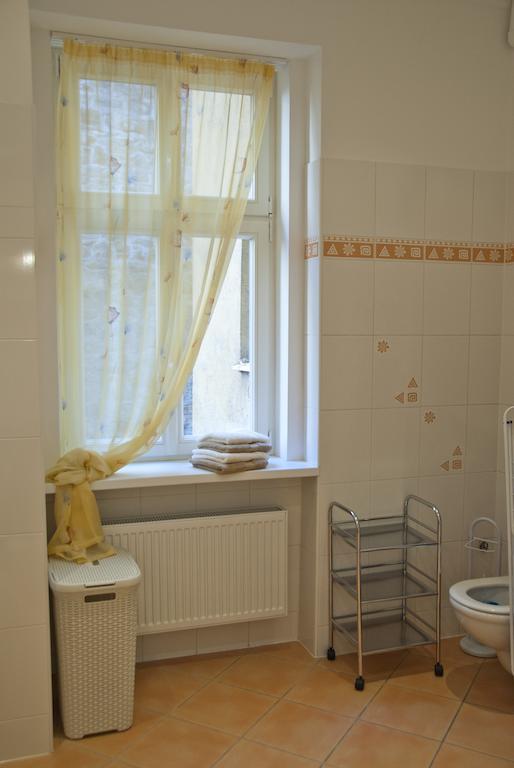 Apartman U Kolonady Karlovy Vary Habitación foto