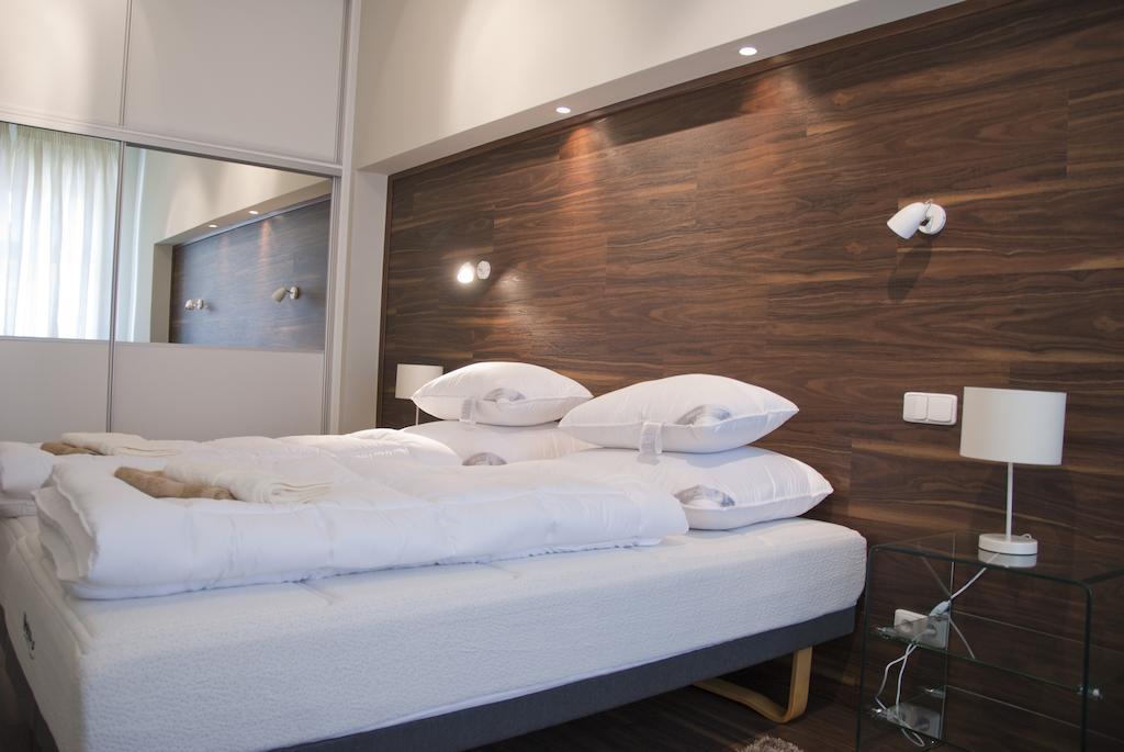Apartman U Kolonady Karlovy Vary Habitación foto